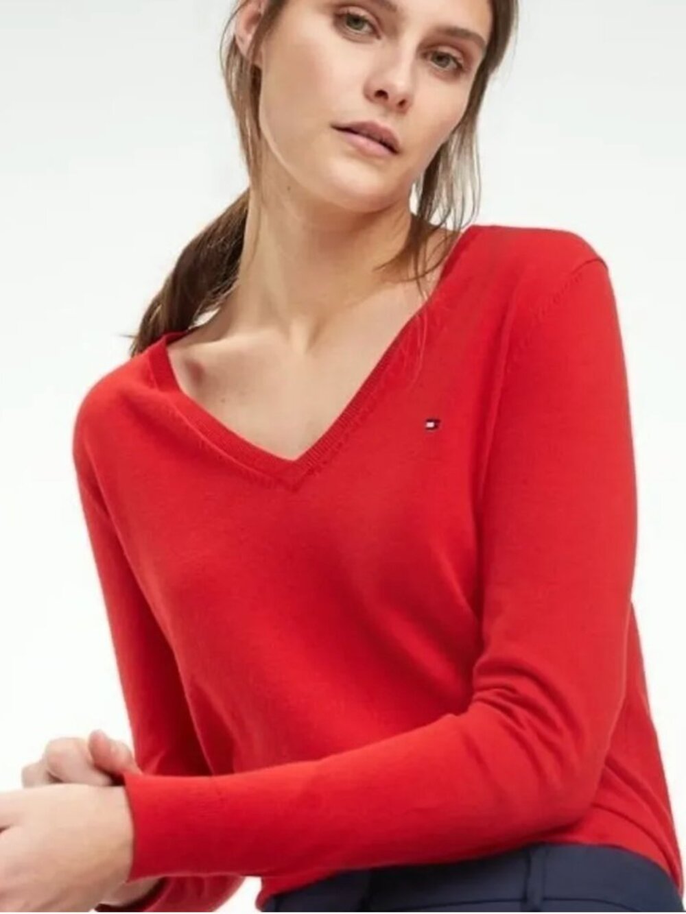 Tommy Hilfiger Women's Bright Red V-Neck Long Sleeve Tee